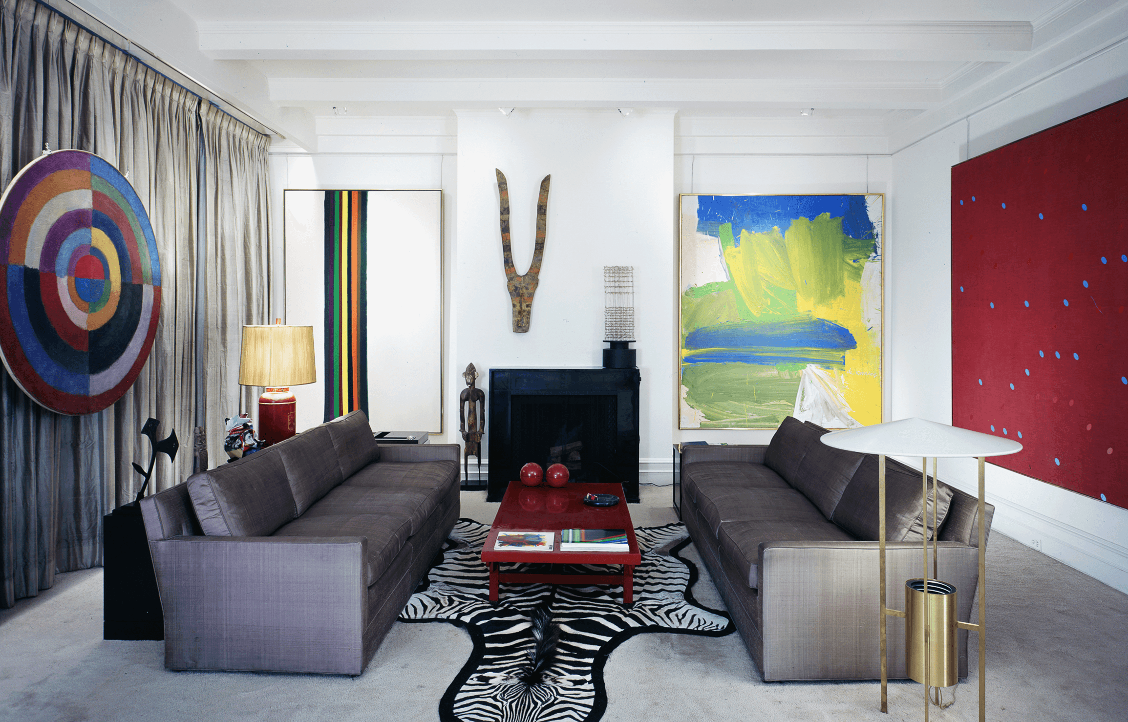 Willem de Kooning's Villa Borghese, 1960 (right of fireplace) in the Tremaine’s living room.